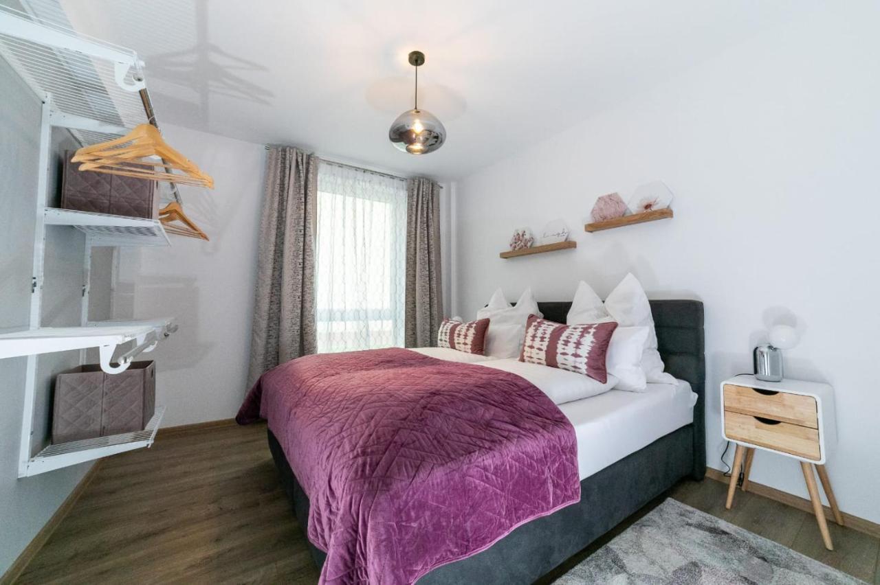 Апартаменти Apartament Luxury Miruna Ришнов Екстер'єр фото